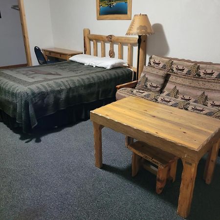 Odell Lake Willamette Pass Inn & Chalets מראה חיצוני תמונה