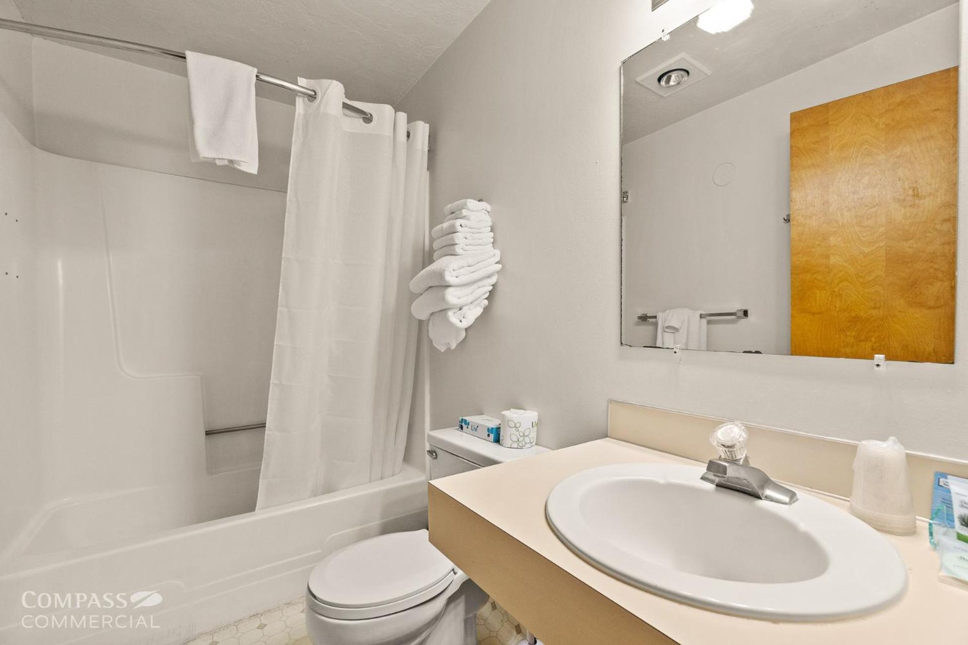 Odell Lake Willamette Pass Inn & Chalets מראה חיצוני תמונה