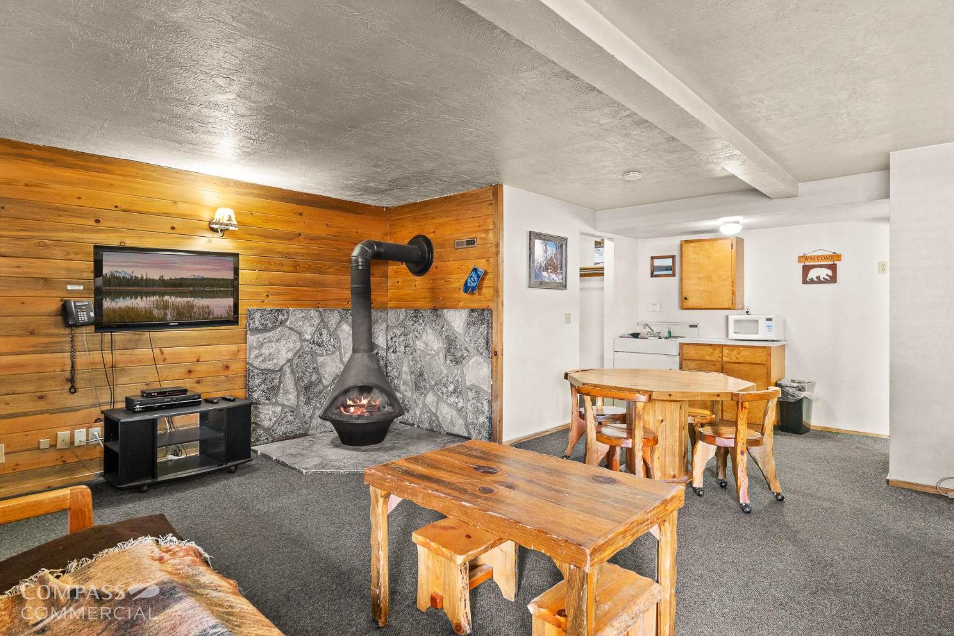 Odell Lake Willamette Pass Inn & Chalets מראה חיצוני תמונה