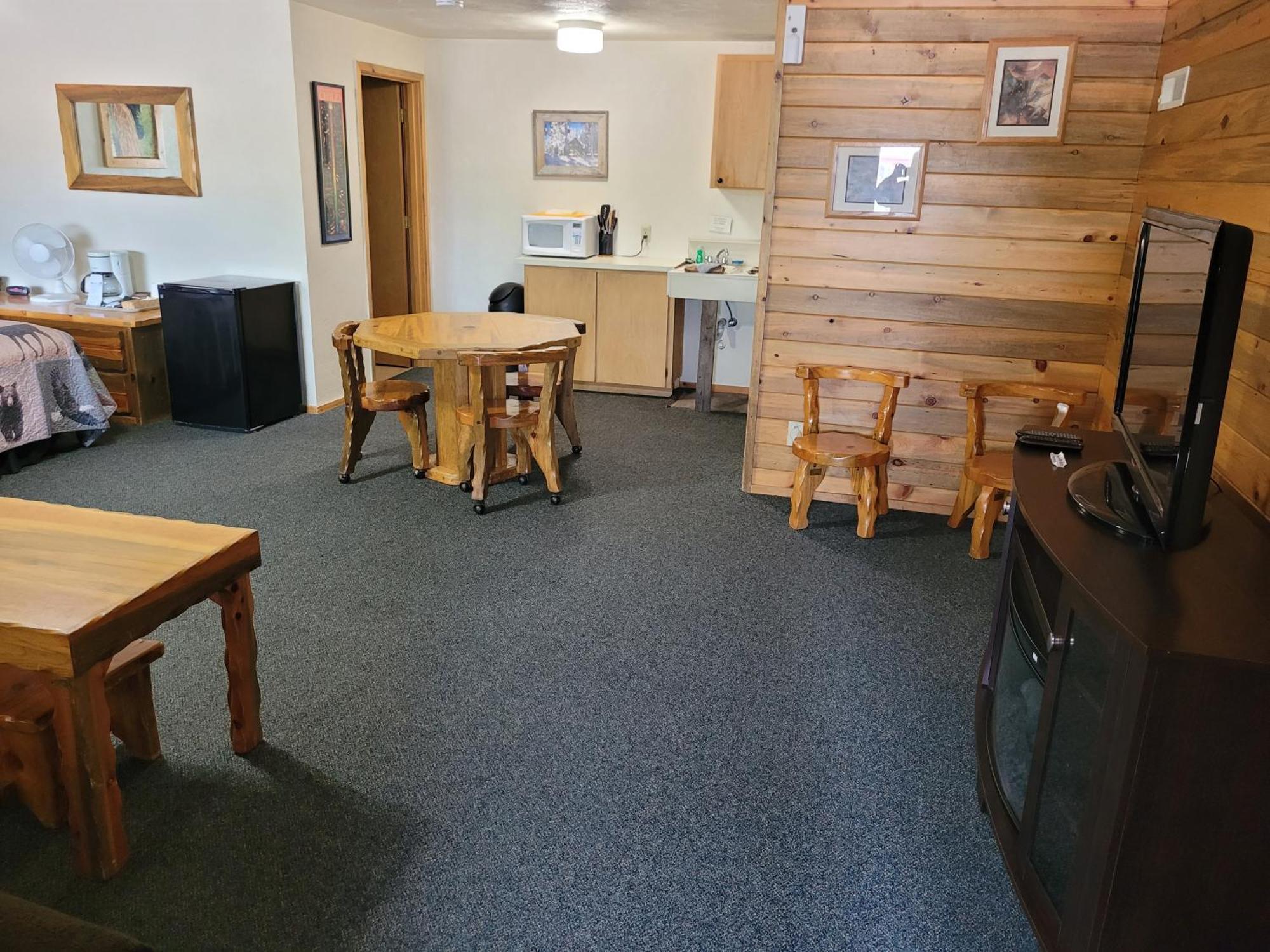 Odell Lake Willamette Pass Inn & Chalets מראה חיצוני תמונה