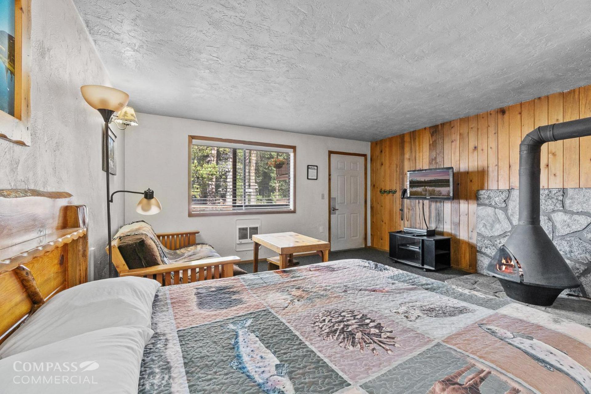 Odell Lake Willamette Pass Inn & Chalets מראה חיצוני תמונה
